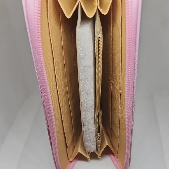 Labubu Pink Wallet with Character Design - Picture 2 of 4